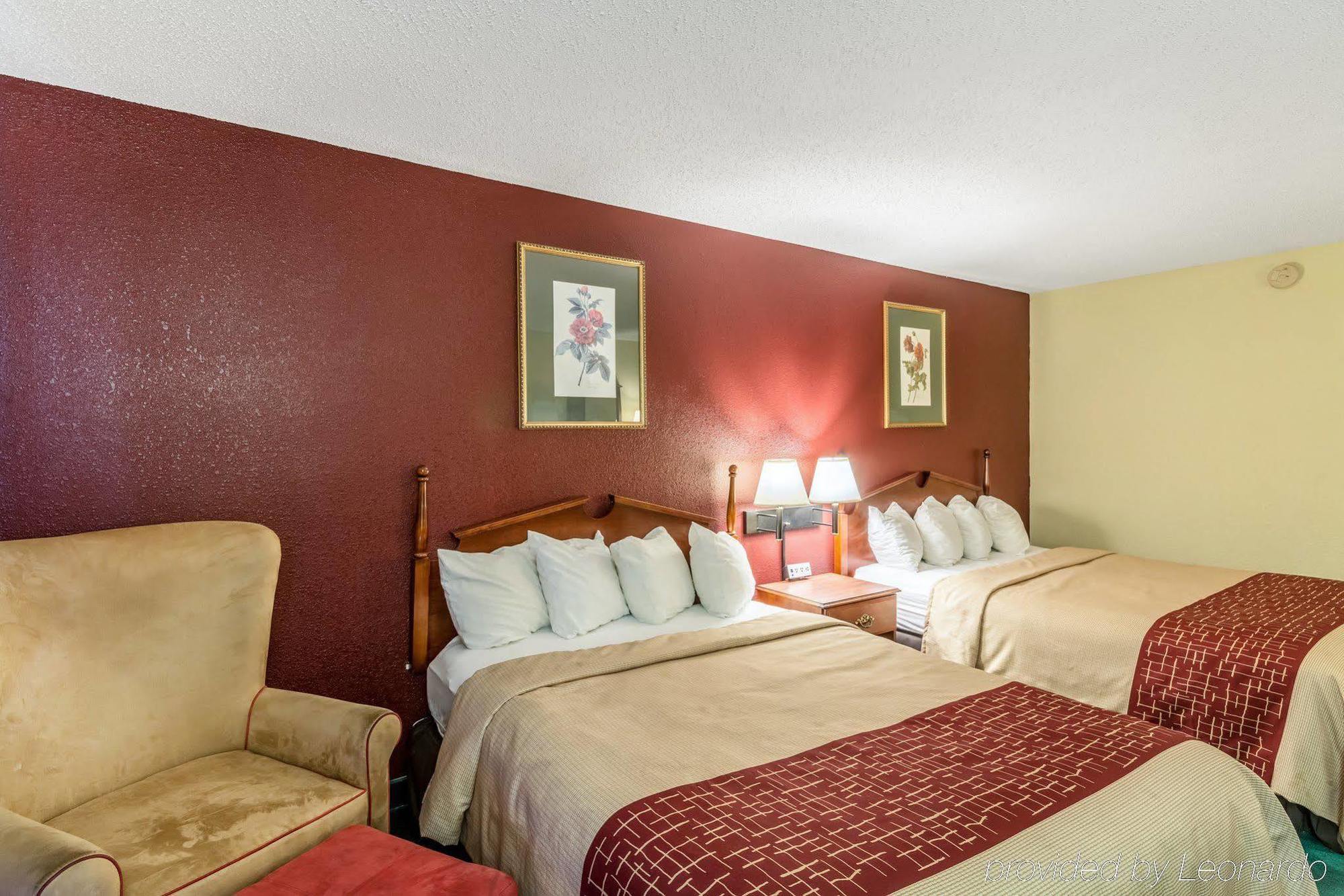 Red Roof Inn Morehead Exterior foto