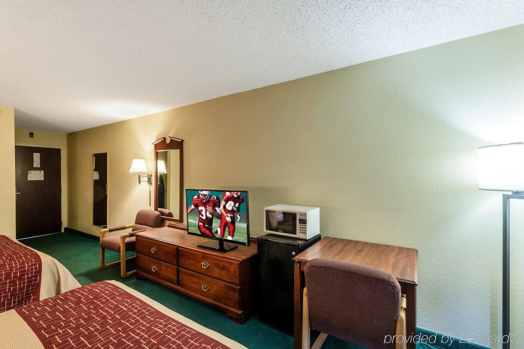 Red Roof Inn Morehead Exterior foto